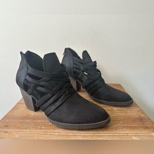 NEW! Fergalicious | 7.5 | Black Strappy Ankle Boots